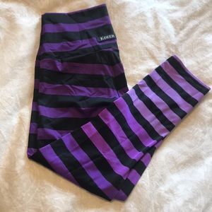 Purple K-Deer cropped leggings